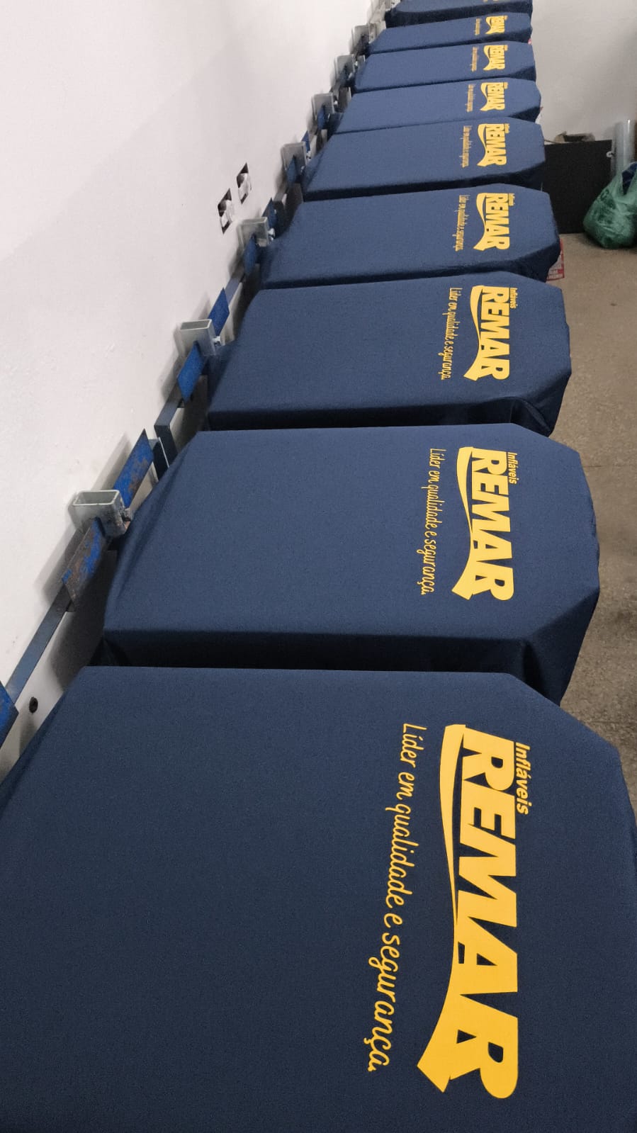 Camisetas azul marinho Infláveis Remar