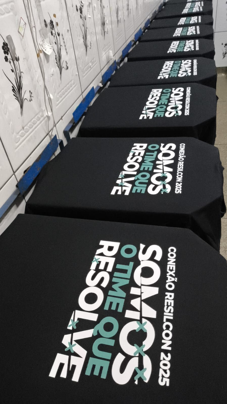 Camisetas pretas Conexão Resilcon 2025